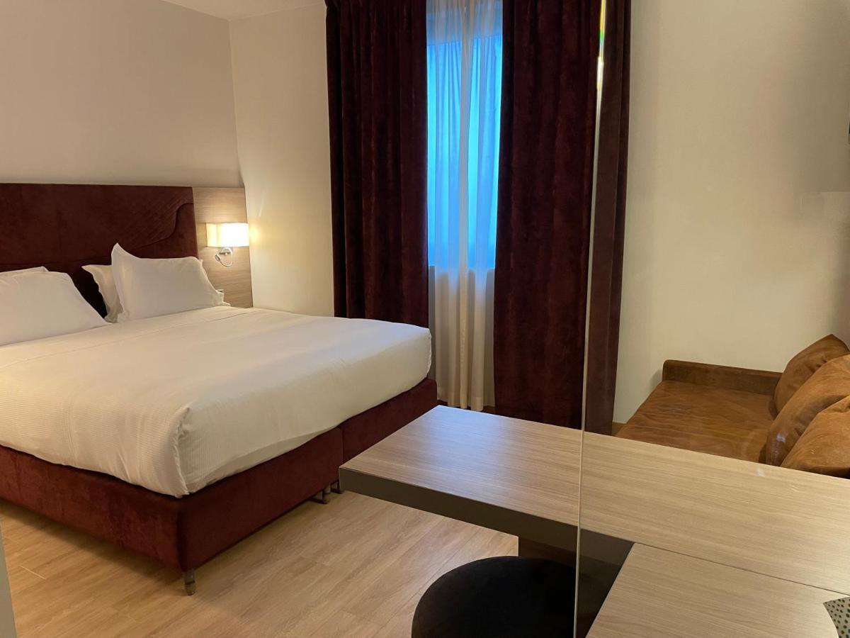 Hotel Omnia Noventa di Piave Eksteriør bilde