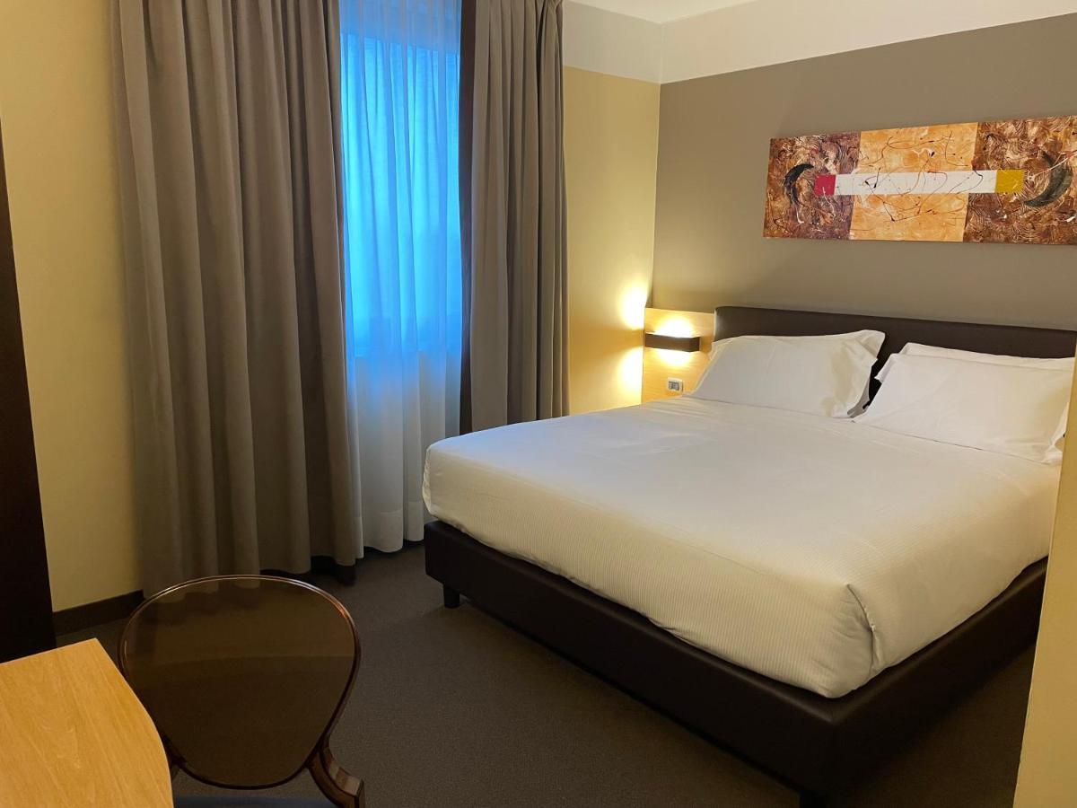 Hotel Omnia Noventa di Piave Eksteriør bilde