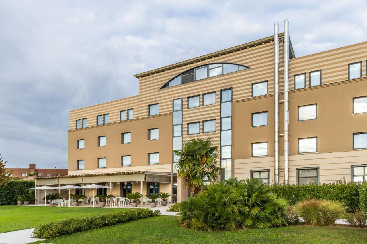 Hotel Omnia Noventa di Piave Eksteriør bilde